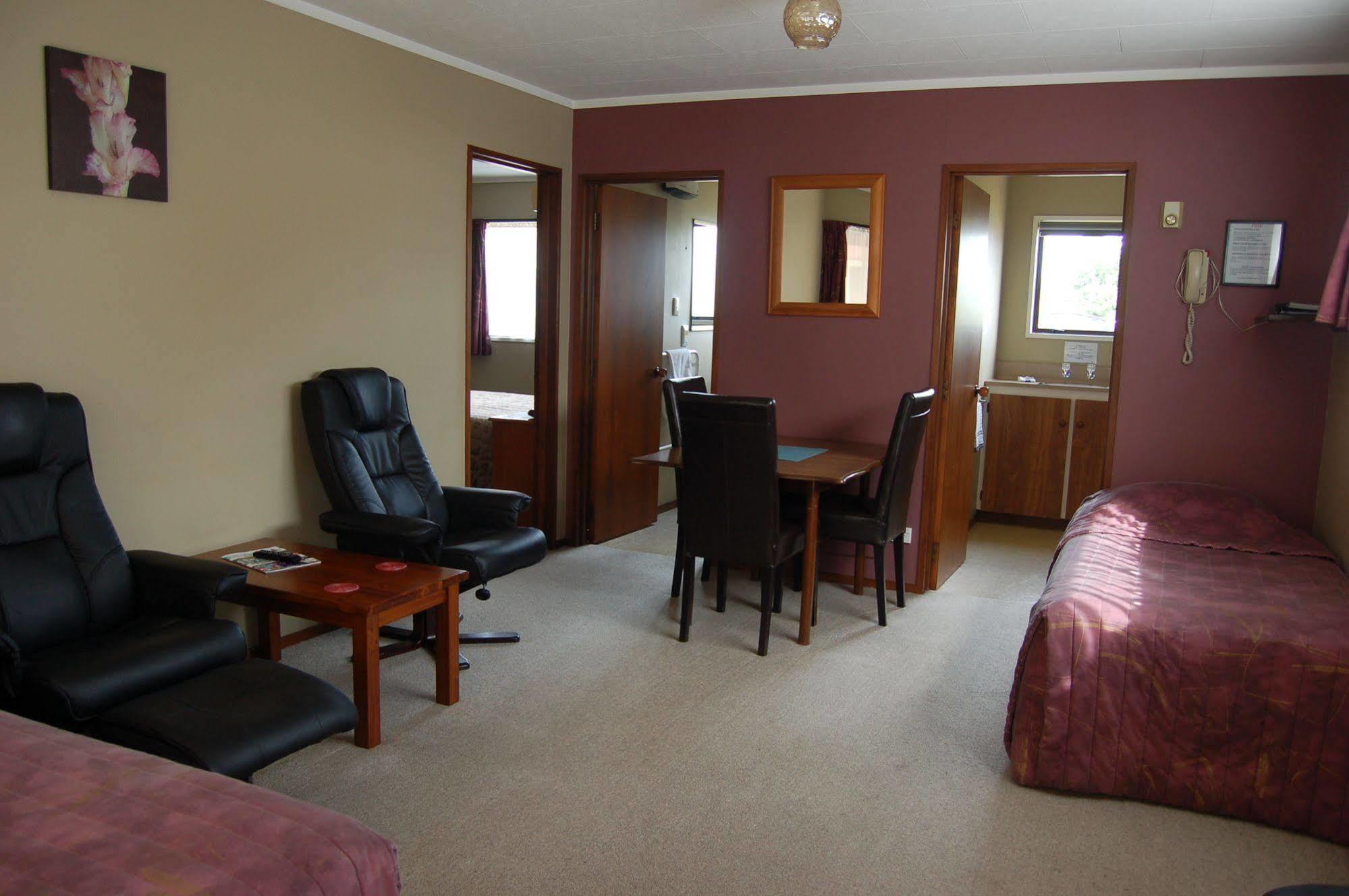 Carisbrook Motel Дюндин Екстериор снимка
