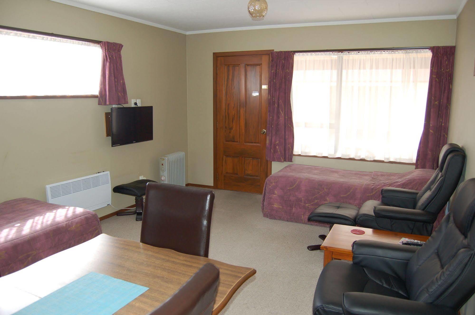 Carisbrook Motel Дюндин Екстериор снимка