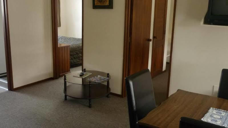 Carisbrook Motel Дюндин Екстериор снимка
